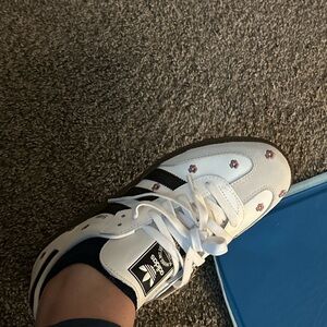 NWOT Adidas Samba w/ Flower detail